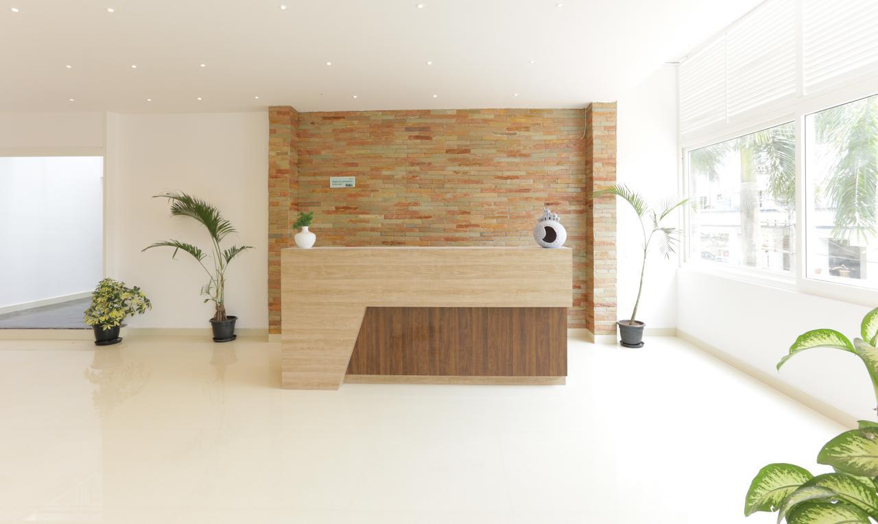Heaven Gardens Hotel Kochi Bagian luar foto